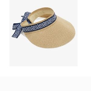 Straw grass visor with navy ribbon
